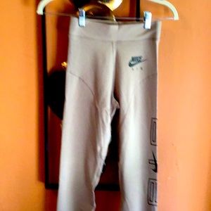 Women’s Nike Air Leggings